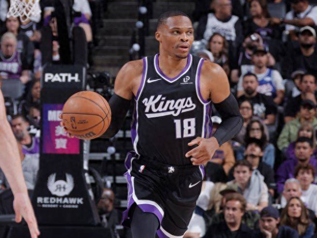 关于加时末段体能课后，萨克拉门托国王再遭质疑备战NBA总决赛，悬念犹存，高层口径保持一致的信息