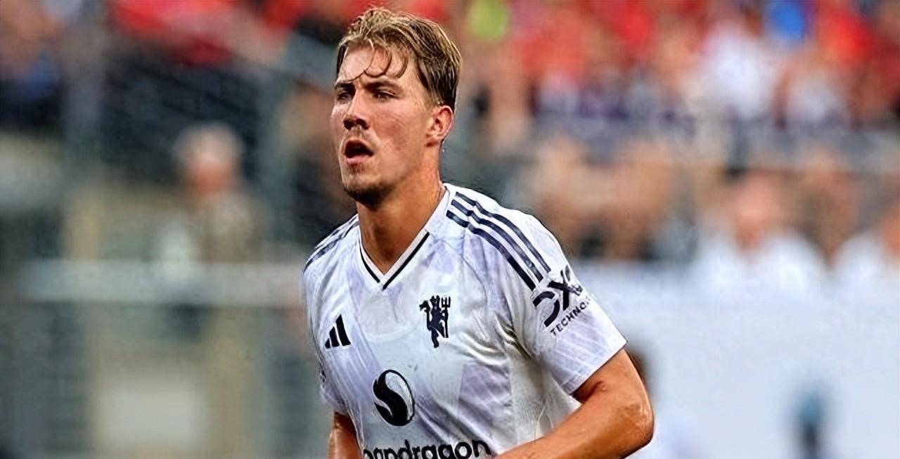 曼联训练开放日,冲刺阶段伤情更新引欢呼,NBA总决赛在即,资深球员宣示担当的简单介绍 曼联训练开放日,冲刺阶段伤情更新引欢呼,NBA总决赛在即,资深球员宣示担当的简单介绍