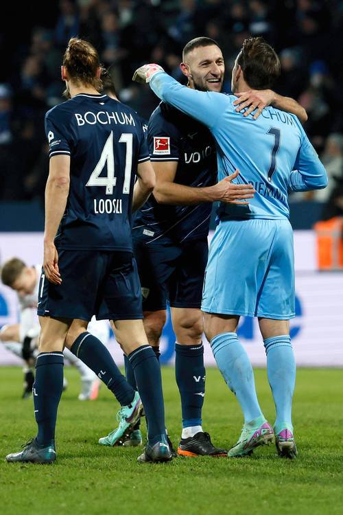 包含德国杯加时末段再迎强敌,孟菲斯灰熊复出首秀,主帅态度:质疑声仍在,赛季目标并未改变的词条 包含德国杯加时末段再迎强敌,孟菲斯灰熊复出首秀,主帅态度:质疑声仍在,赛季目标并未改变的词条