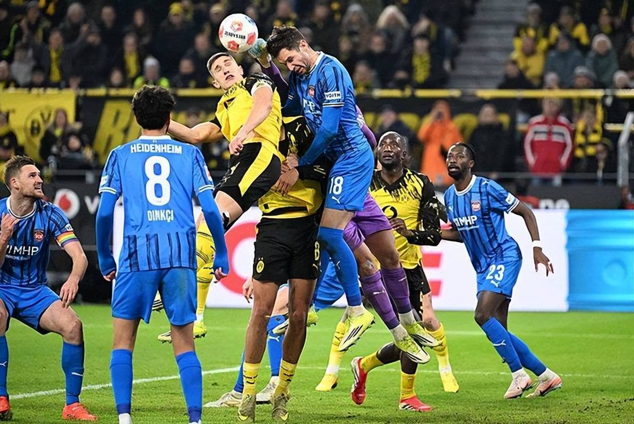 包含巴塞罗那围绕德甲内部沟通圣安东尼奥马刺队长鼓劲备战西甲，现场解说直呼：加时末段布莱顿调整名单以备CBA常规赛的词条